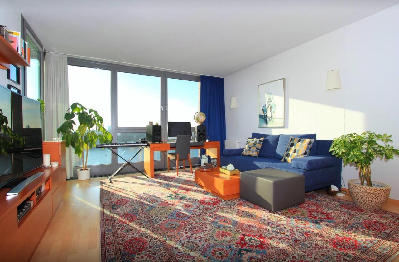 Luxury Space At The Best Address In Bratislava公寓 外观 照片