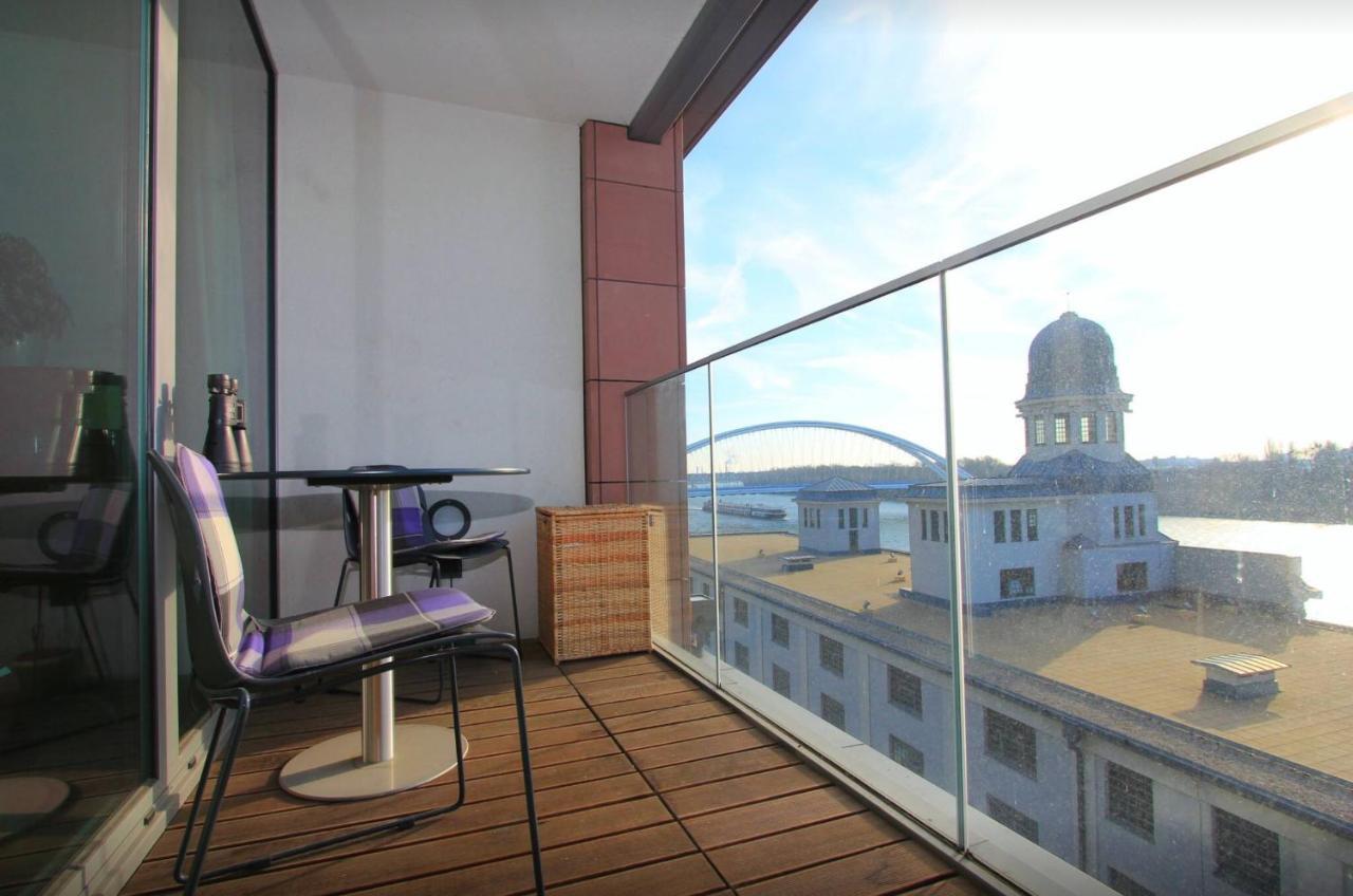 Luxury Space At The Best Address In Bratislava公寓 外观 照片
